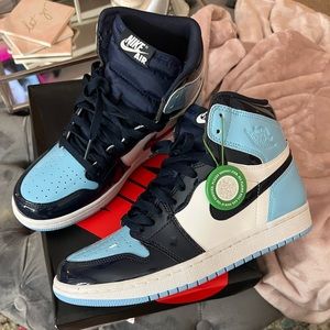 Jordan 1 Retro High UNC patent